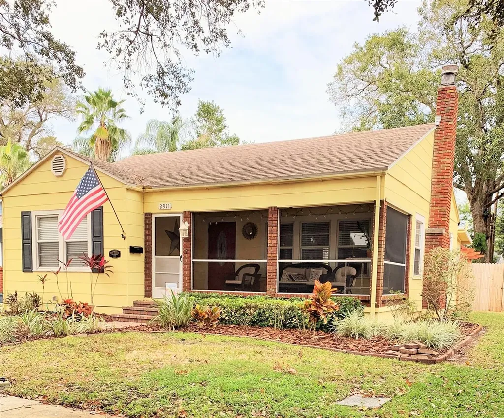 2911 11th Avenue N St Petersburg FL 33713