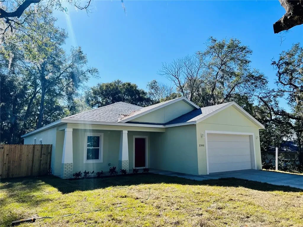 2305 Vine Street Leesburg FL 34748