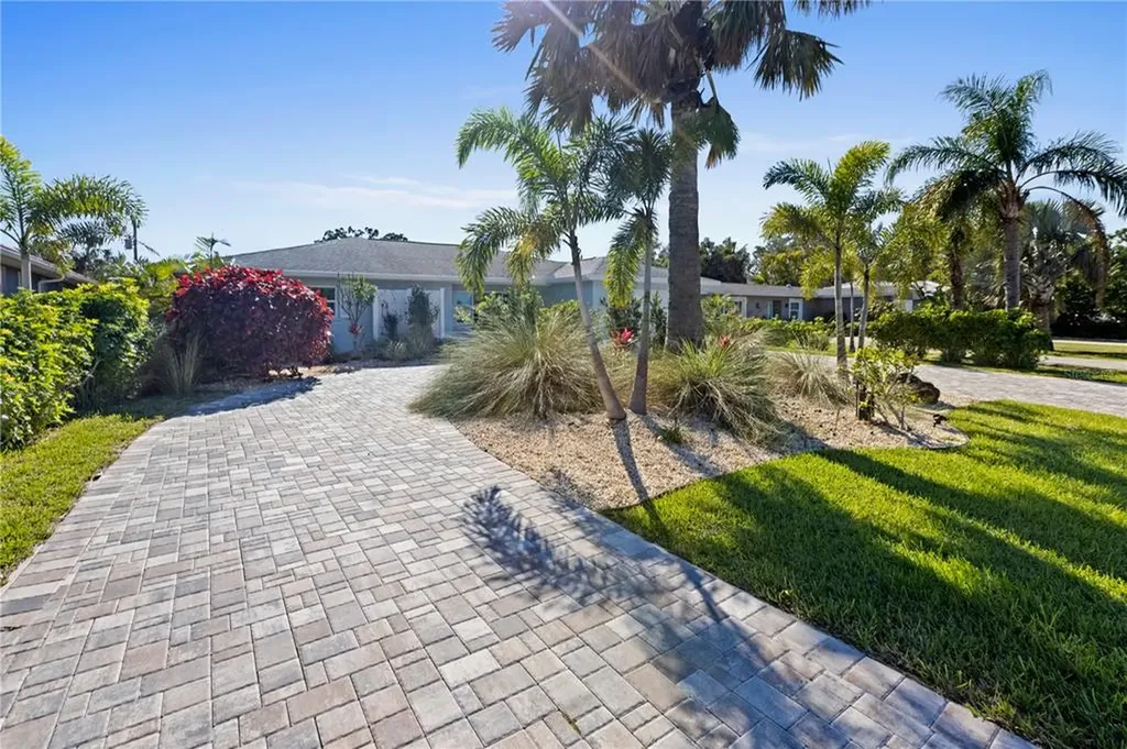 617 Apalachicola Road Venice FL 34285