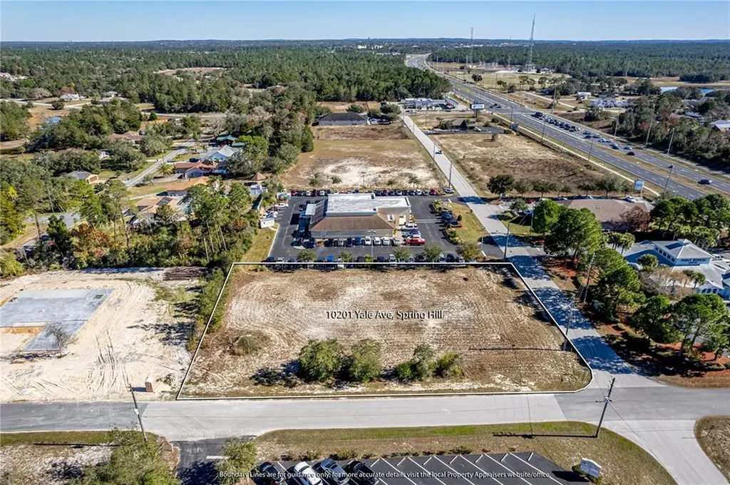 10201 Yale Avenue Weeki Wachee FL 34613