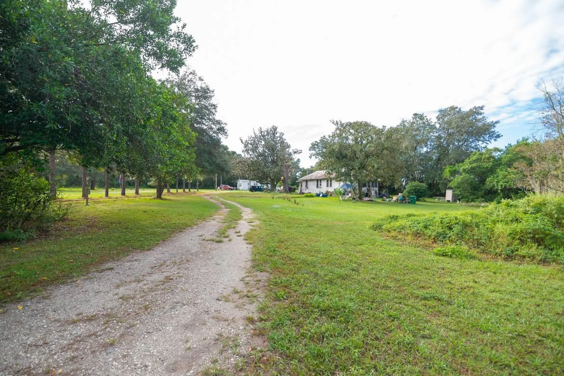 9358 Harney Road Thonotosassa FL 33592