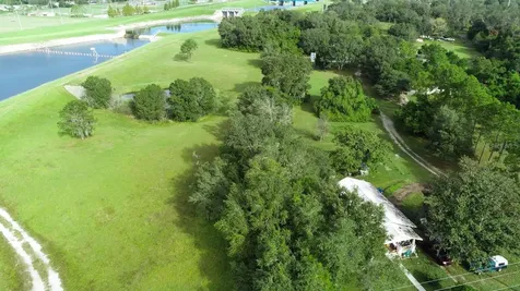9358 Harney Road Thonotosassa FL 33592
