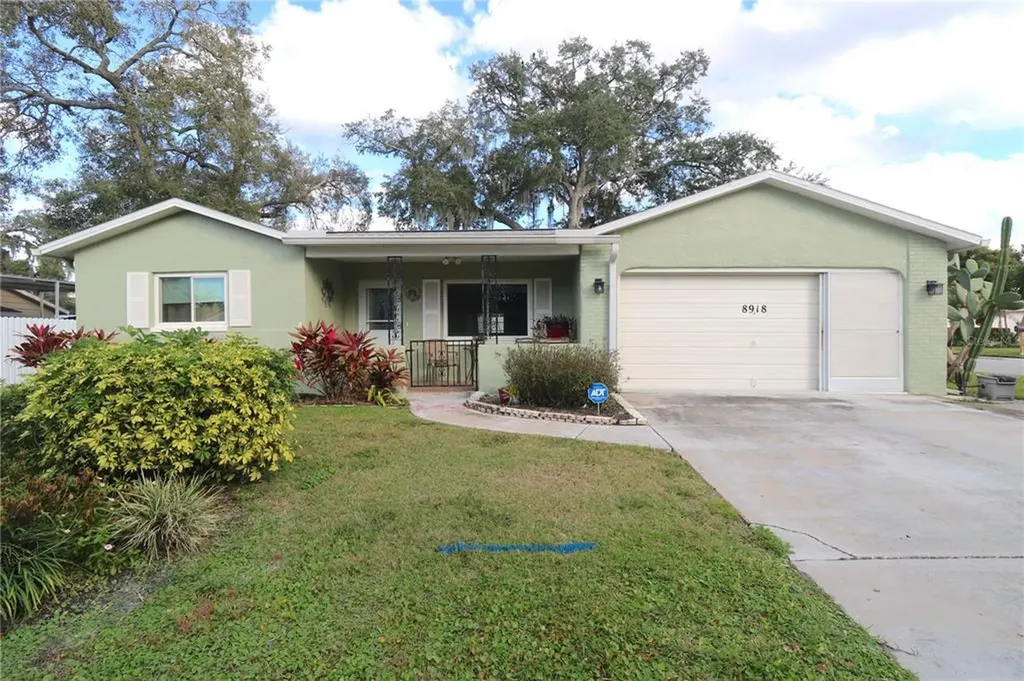8918 Crosswind Lane Port Richey FL 34668
