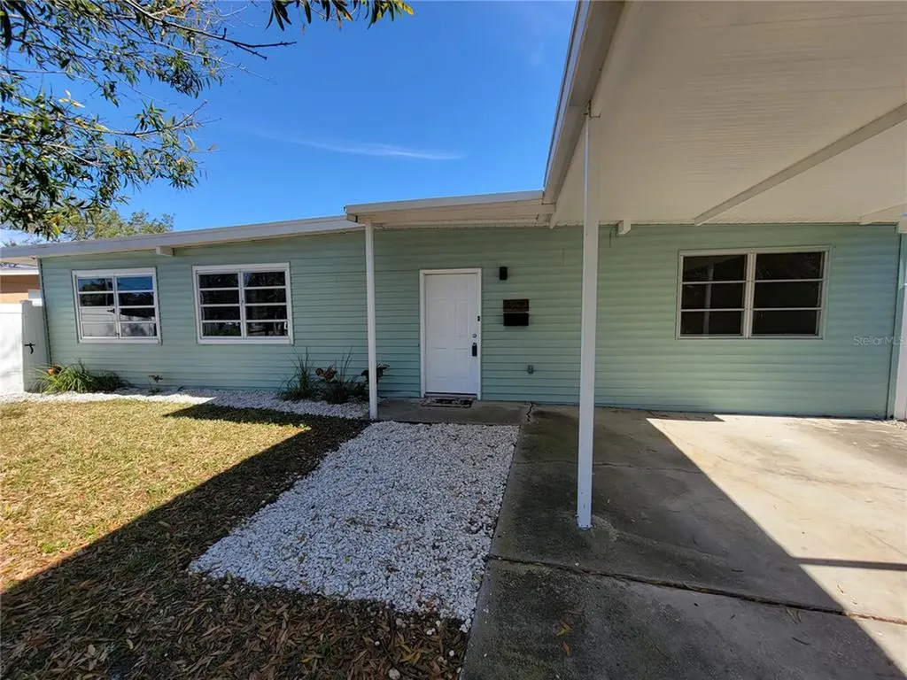 4235 Harrisburg Street NE St Petersburg FL 33703