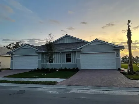 773 Ibiza Loop Venice FL 34292
