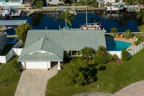 1473 50th Avenue NE St Petersburg FL 33703