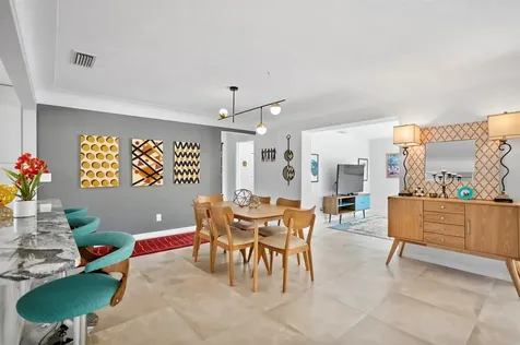 4149 38th Street S St Petersburg FL 33711
