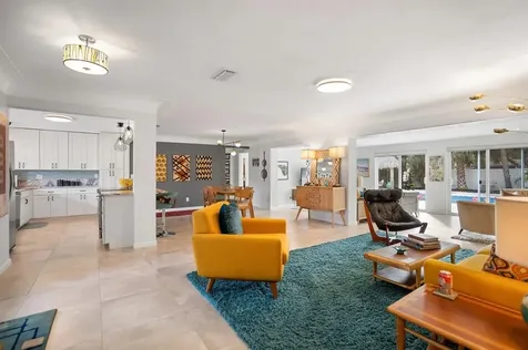 4149 38th Street S St Petersburg FL 33711