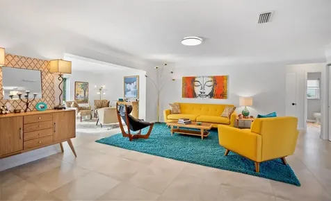 4149 38th Street S St Petersburg FL 33711