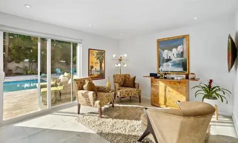 4149 38th Street S St Petersburg FL 33711