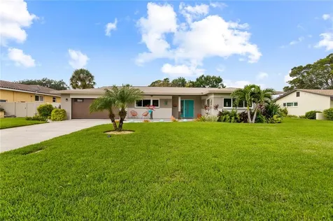 4149 38th Street S St Petersburg FL 33711