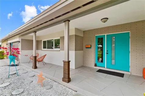 4149 38th Street S St Petersburg FL 33711
