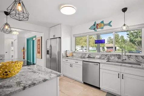4149 38th Street S St Petersburg FL 33711