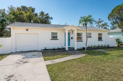 2420 26th Avenue S St Petersburg FL 33712