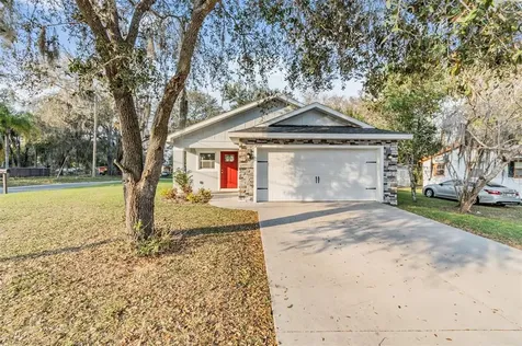 37177 North Avenue Dade City FL 33523