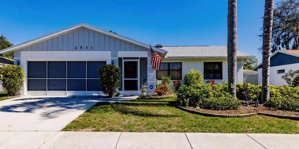 2531 W Burr Oak Court Sarasota FL 34232