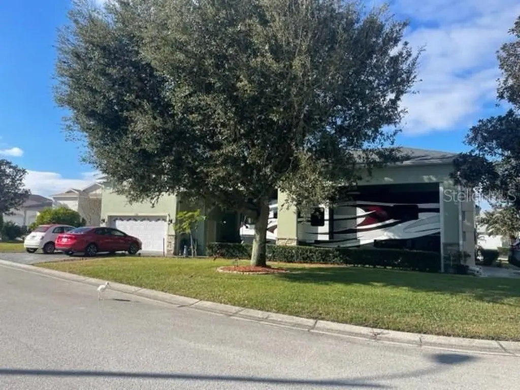 326 Cruisers Drive Polk City FL 33868