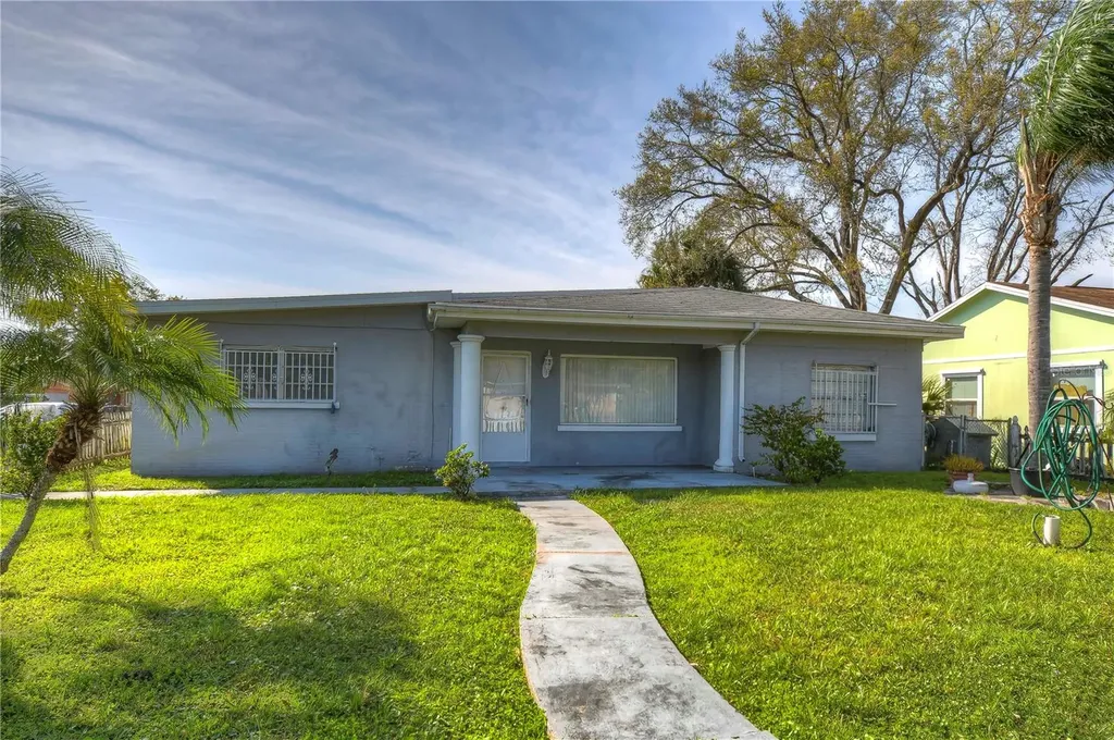 8202 N Thatcher Avenue Tampa FL 33614