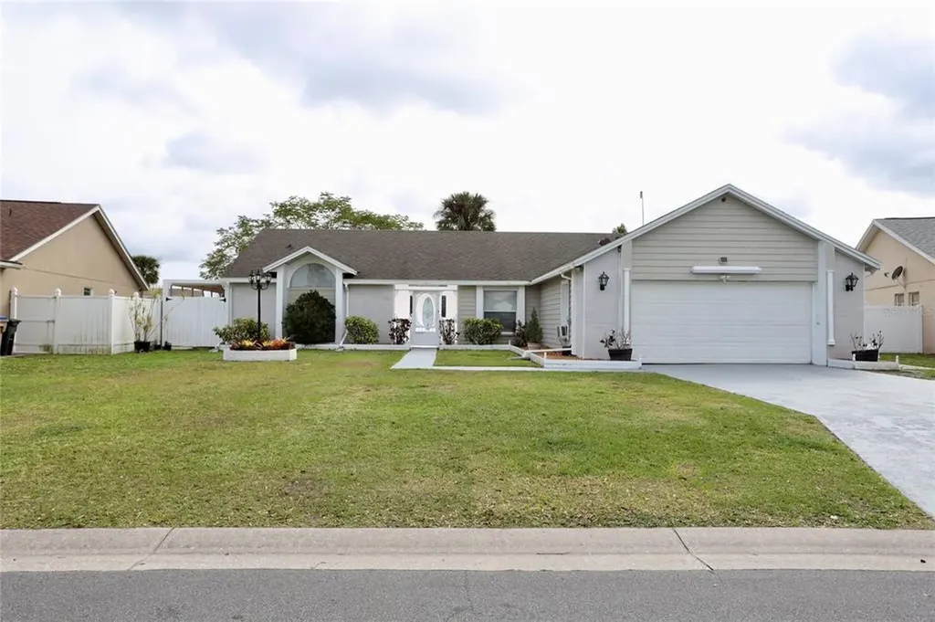 338 Drake Elm Drive Kissimmee FL 34743