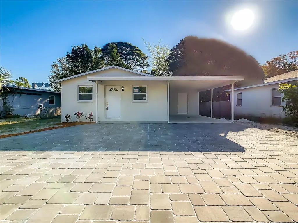 4628 4th Street S St Petersburg FL 33705