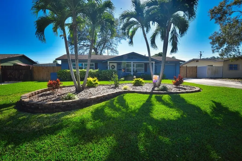 4568 35th Terrace N St Petersburg FL 33713
