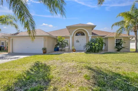 1647 Kew Gardens Avenue North Port FL 34286