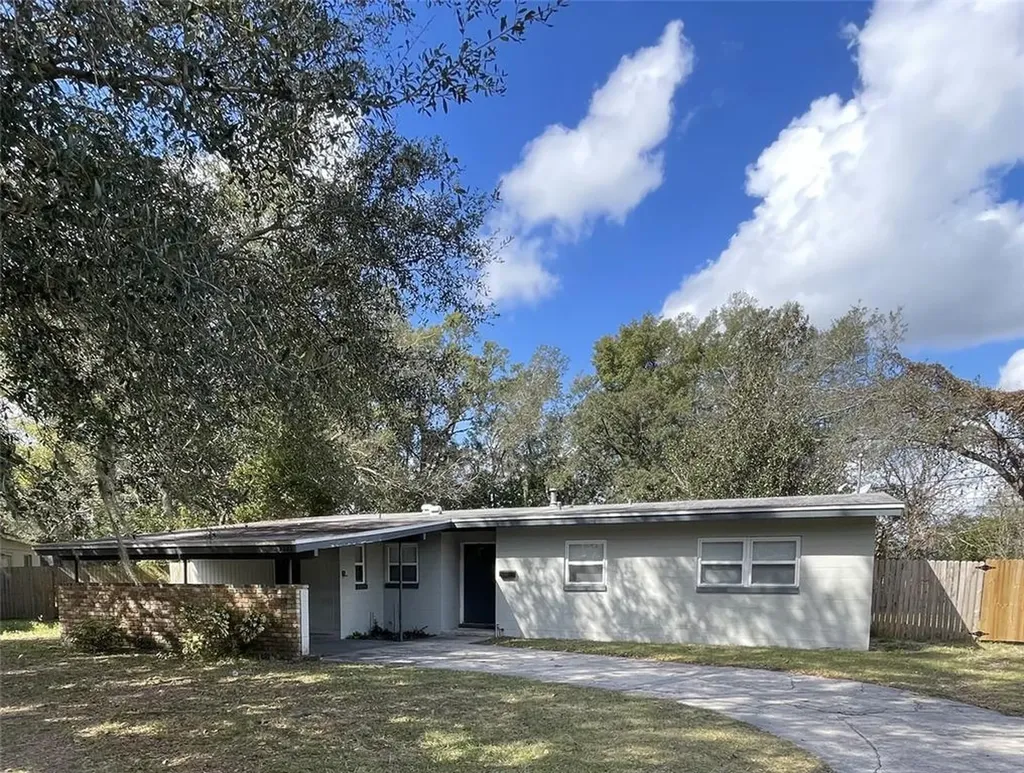 5325 Grandview Drive Orlando FL 32808