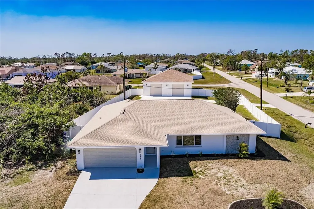 9467 Casa Grande Avenue Englewood FL 34224