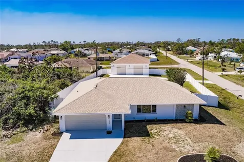 9467 Casa Grande Avenue Englewood FL 34224