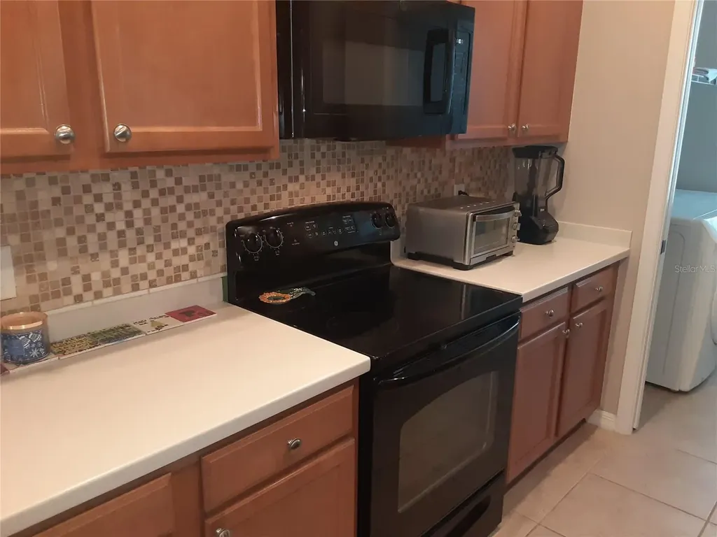 3716 82nd Avenue Circle E Sarasota FL 34243