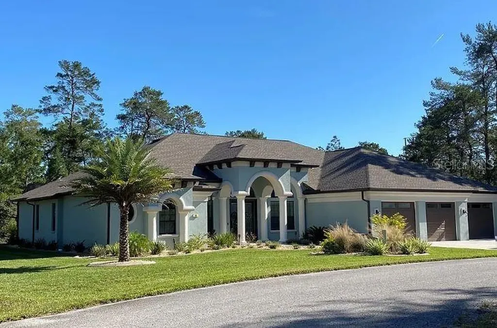 10 Grandifloras Court Homosassa FL 34446