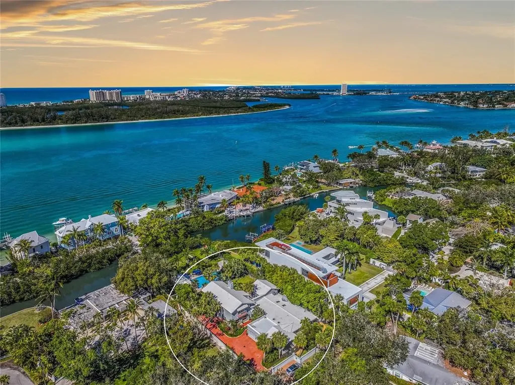 100 Pierson Lane Sarasota FL 34242