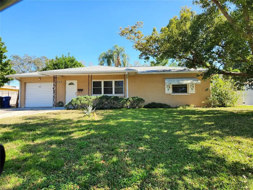 3301 52nd Way N St Petersburg FL 33710