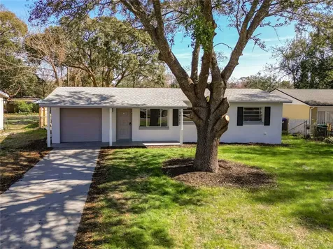 123 S Apollo Drive Apopka FL 32703