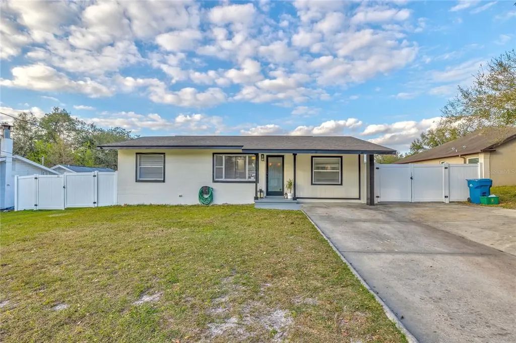 159 W Elm Drive Orange City FL 32763