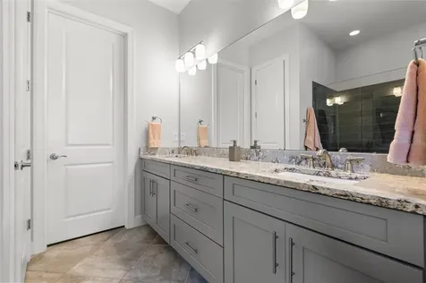 8725 Sorano Villa Drive Tampa FL 33647
