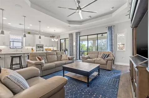 8725 Sorano Villa Drive Tampa FL 33647