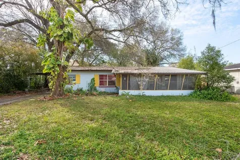2302 Carroll Place Tampa FL 33612