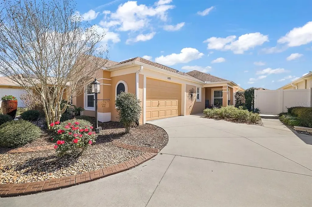1092 Barrineau Place The Villages FL 32163