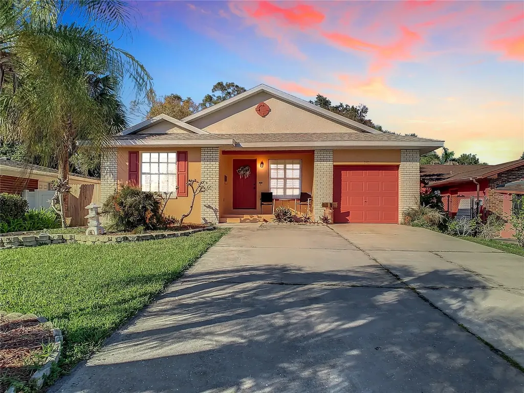 1101 27th Avenue S St Petersburg FL 33705