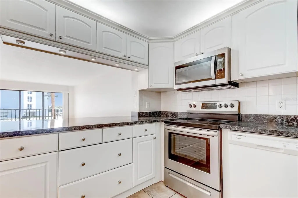 51 Island Way Clearwater Beach FL 33767