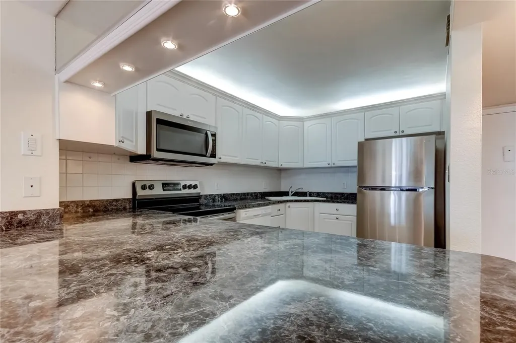 51 Island Way Clearwater Beach FL 33767