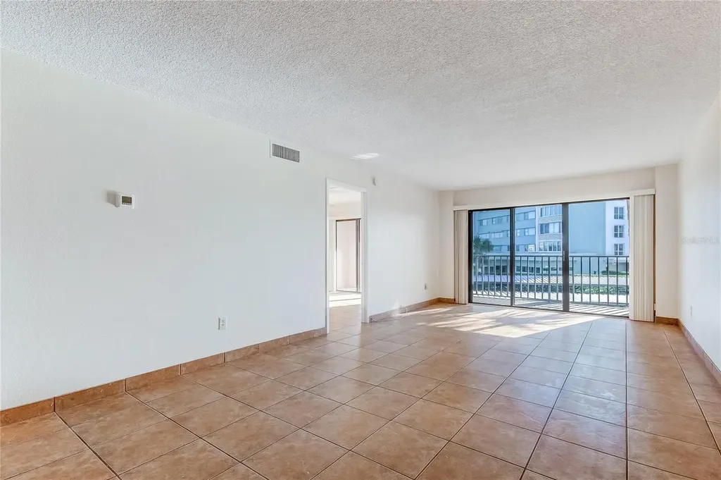 51 Island Way Clearwater Beach FL 33767
