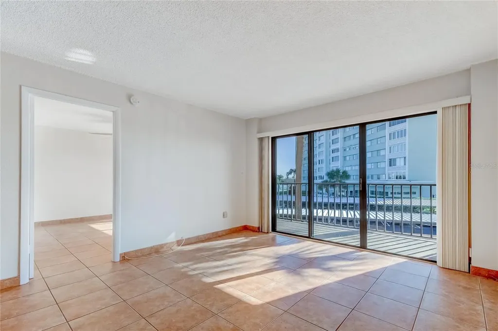 51 Island Way Clearwater Beach FL 33767