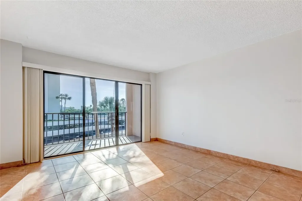 51 Island Way Clearwater Beach FL 33767