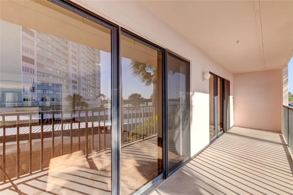 51 Island Way Clearwater Beach FL 33767