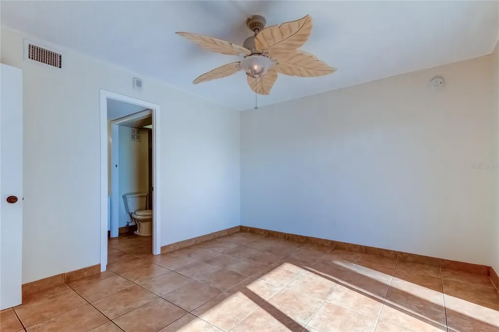51 Island Way Clearwater Beach FL 33767