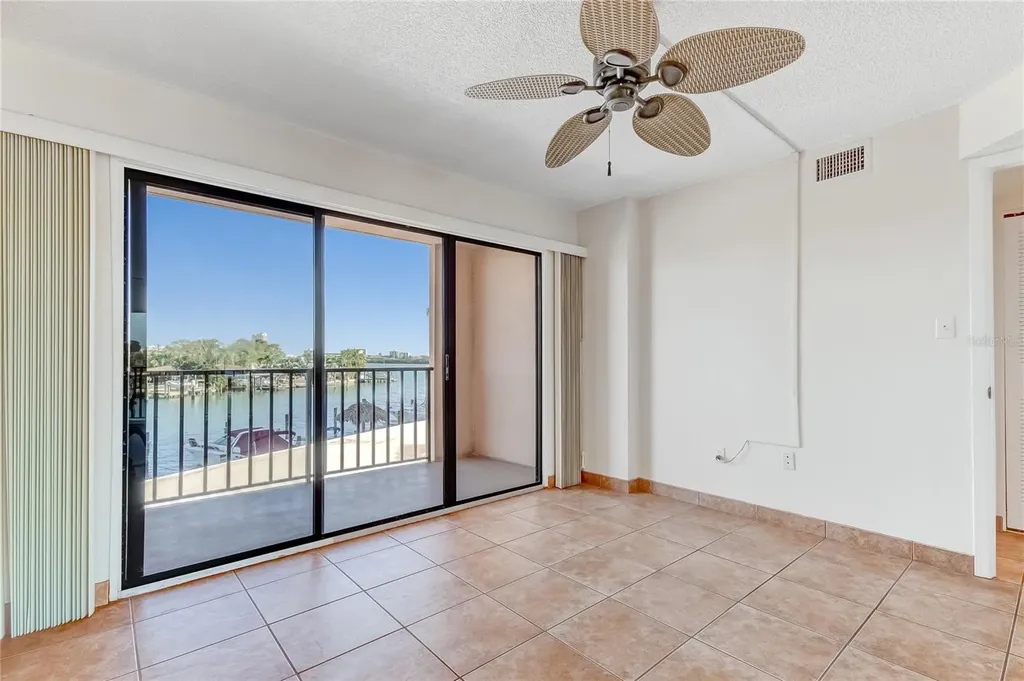 51 Island Way Clearwater Beach FL 33767