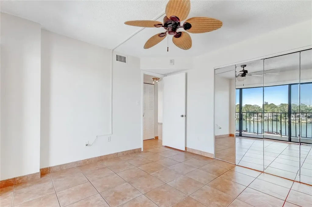 51 Island Way Clearwater Beach FL 33767