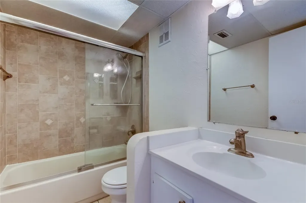 51 Island Way Clearwater Beach FL 33767